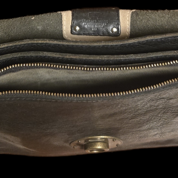 Will Leather Goods "Jacques" Burnished Black Leather Briefcase / Messenger Bag - Picture 5 of 5